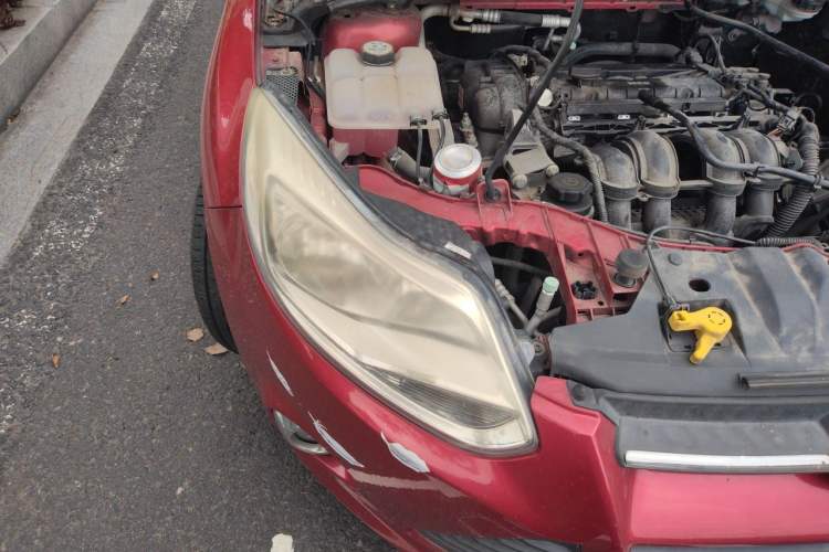 Used Ford Focus 2012 Hatchback 1.6L Automatic Fashion Edition Right Front Headlight