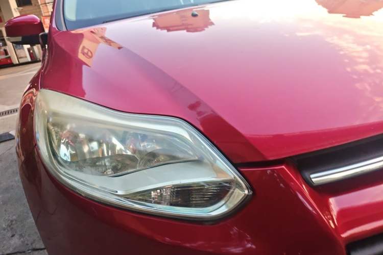 Used Ford Focus 2012 Hatchback 1.6L Automatic Fashion Edition Right Front Headlight