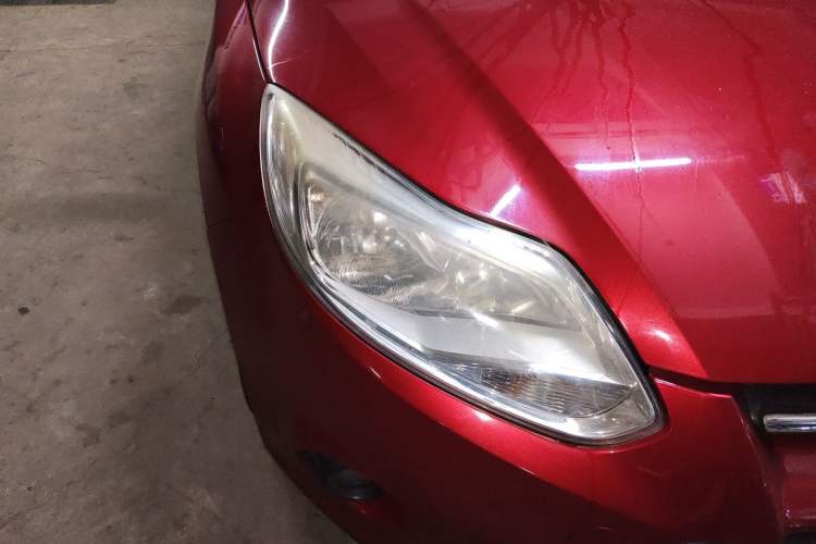 Used Ford Focus 2012 Hatchback 1.6L Automatic Comfort Model Right Front Headlight