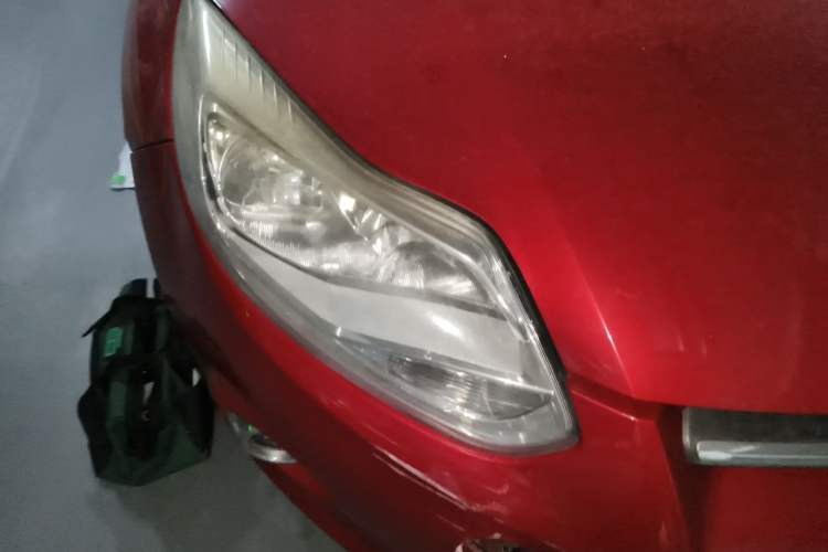 Used Ford Focus 2012 Hatchback 1.6L Automatic Comfort Model Right Front Headlight