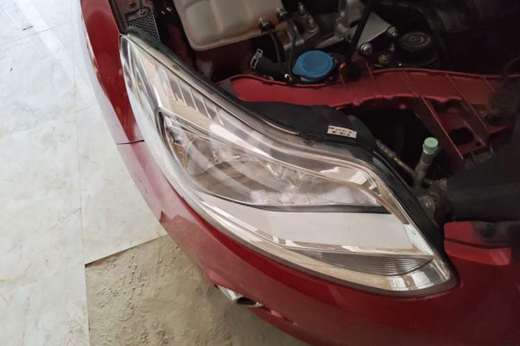 Used Ford Focus 2012 Hatchback 1.6L Automatic Fashion Edition Right Front Headlight