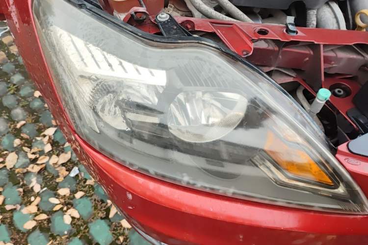 Used Ford Focus 2012 Hatchback Classic 1.8L Manual Fashion Edition Right Front Headlight