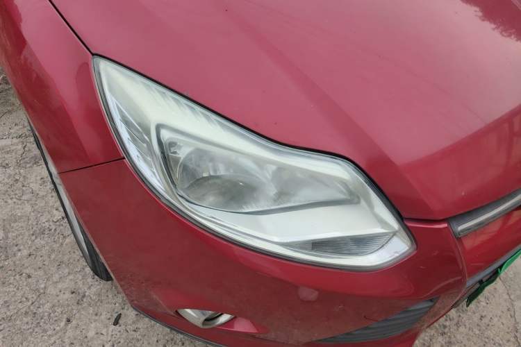 Used Ford Focus 2012 Hatchback 1.6L Automatic Fashion Edition Right Front Headlight