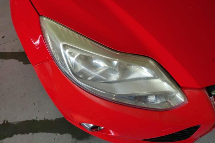Used Ford Focus 2012 Hatchback 1.6L Automatic Fashion Edition Right Front Headlight