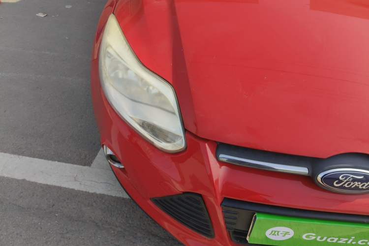 Used Ford Focus 2012 Hatchback 1.6L Automatic Fashion Edition Right Front Headlight