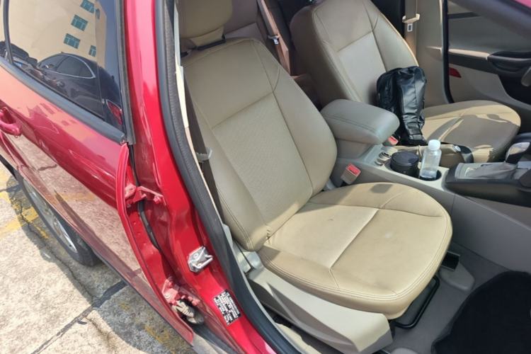 Used Ford Focus 2012 Sedan 1.6L Automatic Comfort Model Right Front Seat