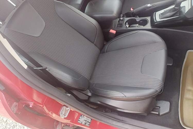 Used Ford Focus 2012 Hatchback 1.6L Automatic Fashion Edition Right Front Seat