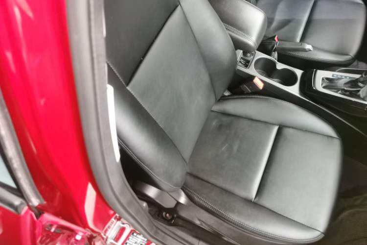 Used Ford Focus 2012 Hatchback 1.6L Automatic Fashion Edition Right Front Seat