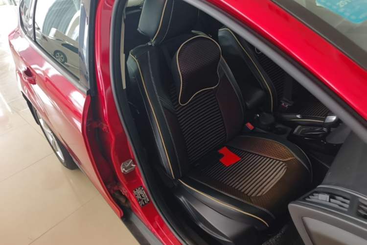 Used Ford Focus 2012 Hatchback 1.6L Automatic Fashion Edition Right Front Seat