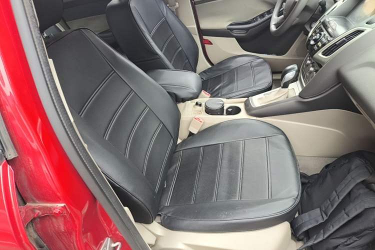 Used Ford Focus 2012 Sedan 1.6L Automatic Comfort Model Right Front Seat