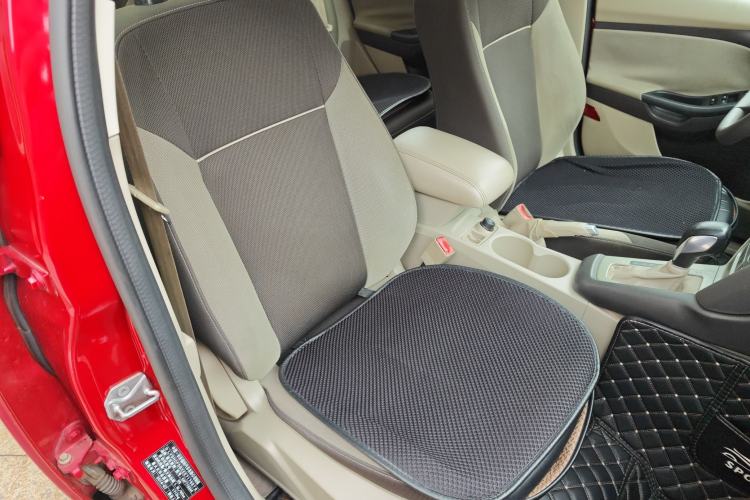 Used Ford Focus 2012 Sedan 1.6L Automatic Comfort Model Right Front Seat