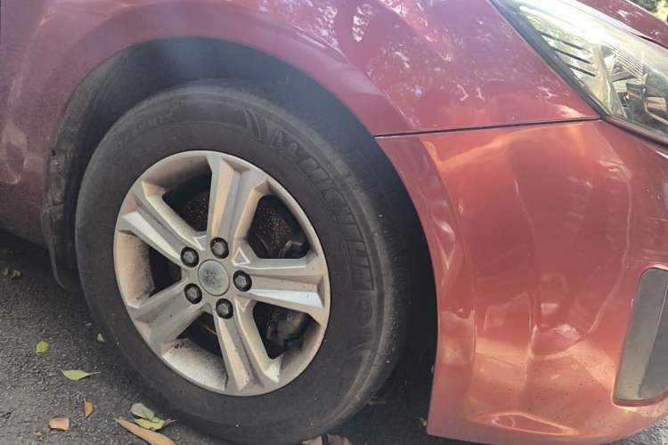 Used Ford Focus 2012 Sedan Classic 1.8L Automatic Base Model Right Front Wheel Hub
