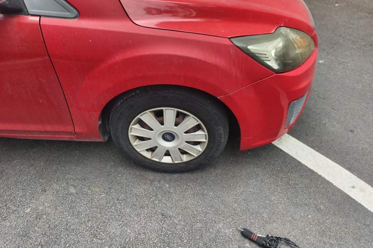 Used Ford Focus 2012 Hatchback Classic 1.8L Automatic Base Model Right Front Wheel Hub