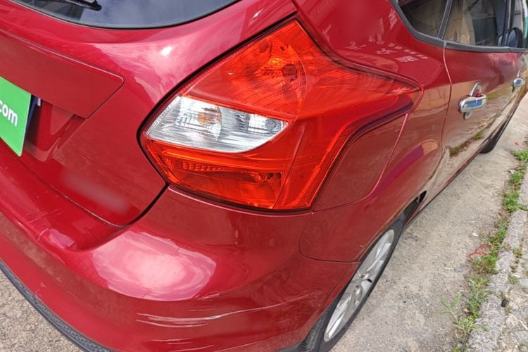 Used Ford Focus 2012 Hatchback 1.6L Manual Comfort Model Right Rear Taillight