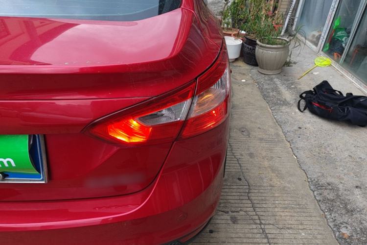 Used Ford Focus 2012 Sedan 1.6L Automatic Fashion Edition Right Rear Taillight