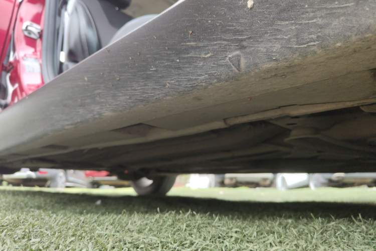 Used Ford Focus 2012 Hatchback 1.6L Automatic Fashion Edition Right Side Sill