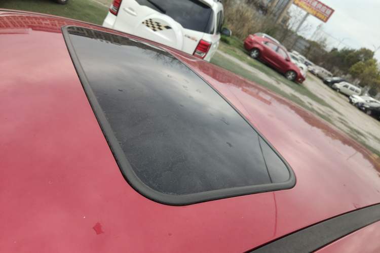 Used Ford Focus 2012 Hatchback 1.6L Automatic Fashion Edition Roof