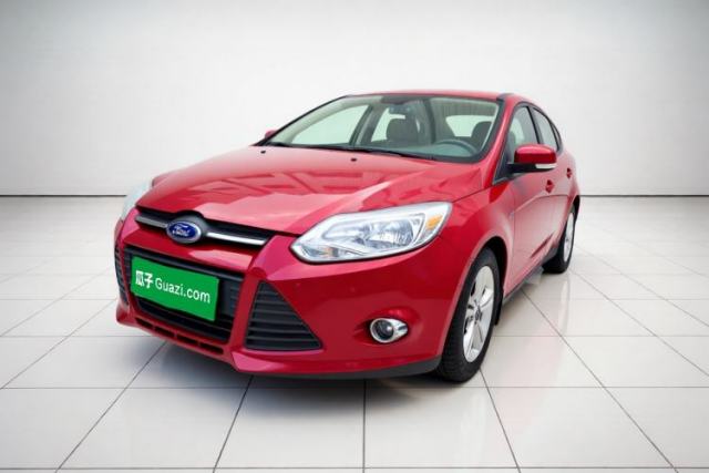Ford Focus 2012 Sedan 1.6L Automatic Fashion Edition с пробегом