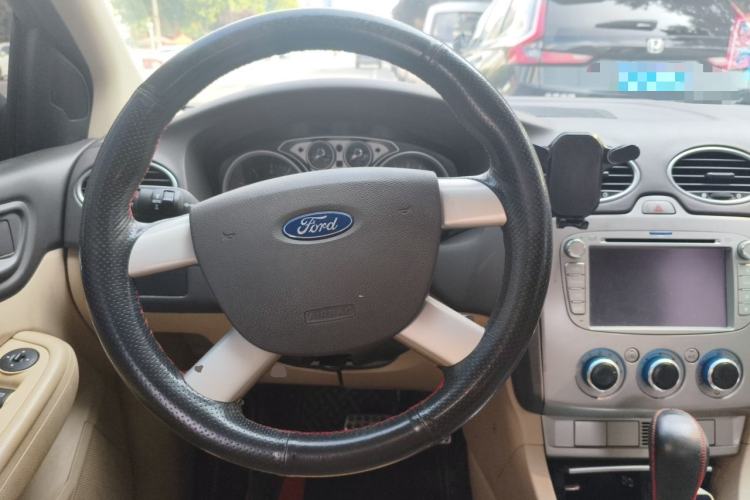 Used Ford Focus 2012 Hatchback Classic 1.8L Automatic Fashion Edition Steering Wheel