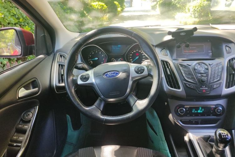 Used Ford Focus 2012 Hatchback 1.6L Manual Fashion Edition Steering Wheel