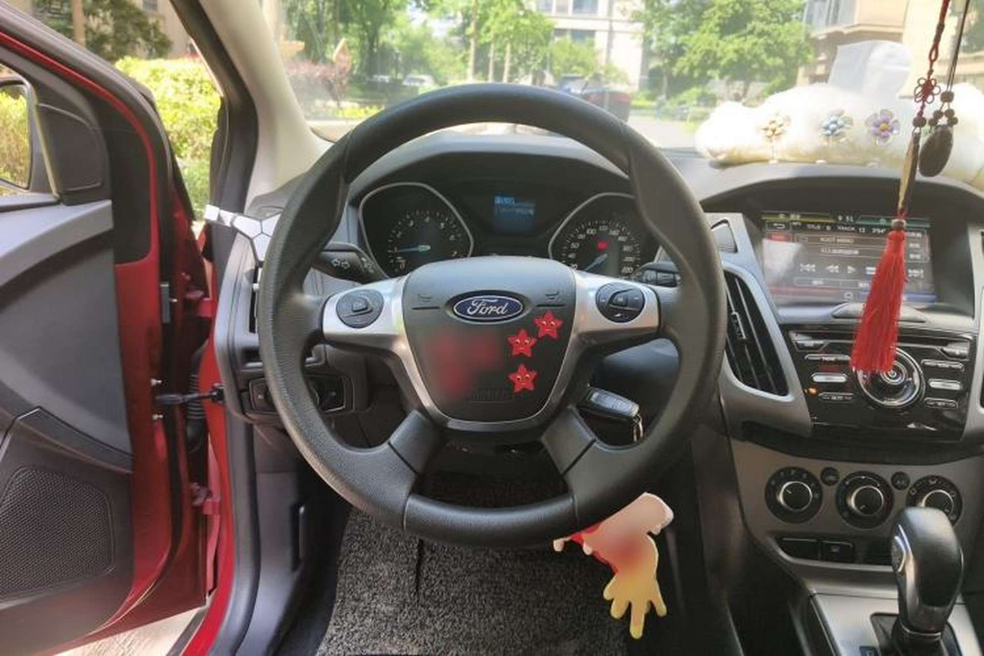 Used Ford Focus 2012 Hatchback 1.6L Automatic Comfort Model Steering Wheel