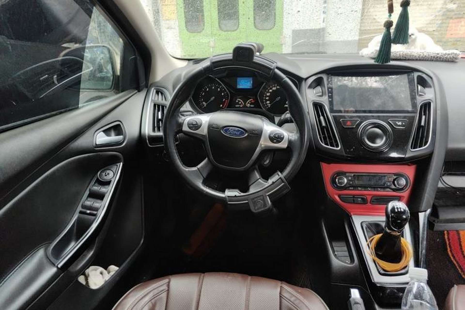 Used Ford Focus 2012 Sedan 1.6L Manual Fashion Edition Steering Wheel