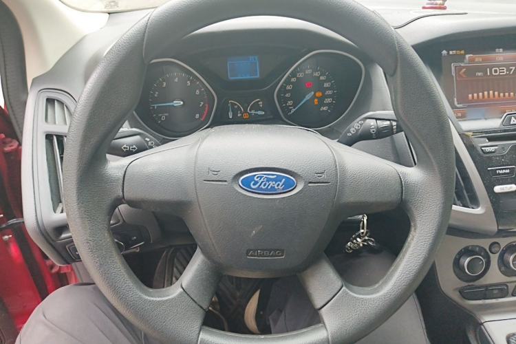 Used Ford Focus 2012 Hatchback 1.6L Manual Comfort Model Steering Wheel