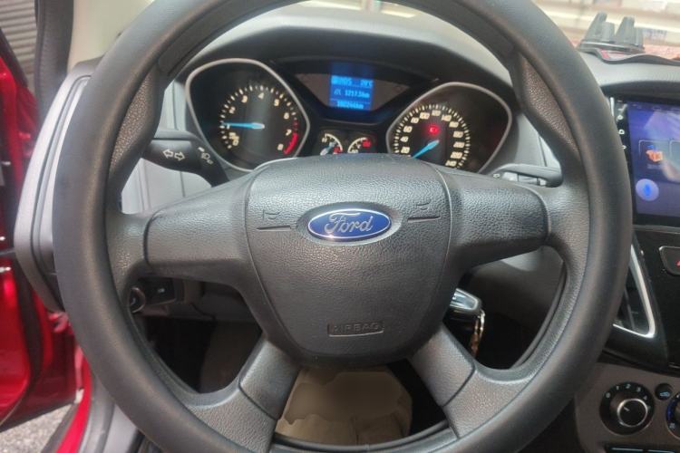 Used Ford Focus 2012 Hatchback 1.6L Automatic Fashion Edition Steering Wheel