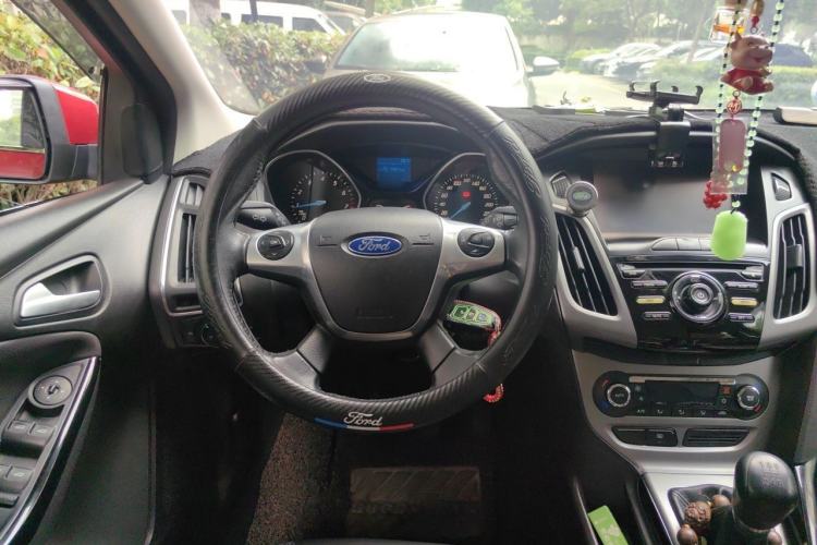 Used Ford Focus 2012 Hatchback 1.6L Manual Fashion Edition Steering Wheel