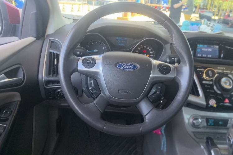 Used Ford Focus 2012 Sedan 1.6L Automatic Prestige Model Steering Wheel