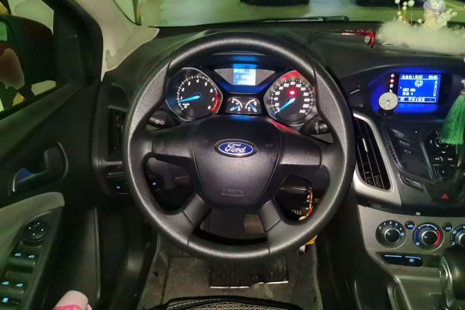Used Ford Focus 2012 Hatchback 1.6L Automatic Comfort Model Steering Wheel