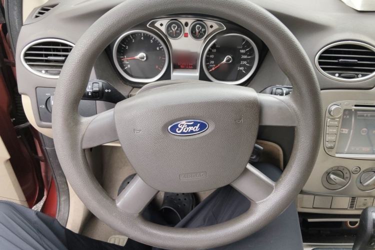 Used Ford Focus 2012 Hatchback Classic 1.8L Automatic Fashion Edition Steering Wheel