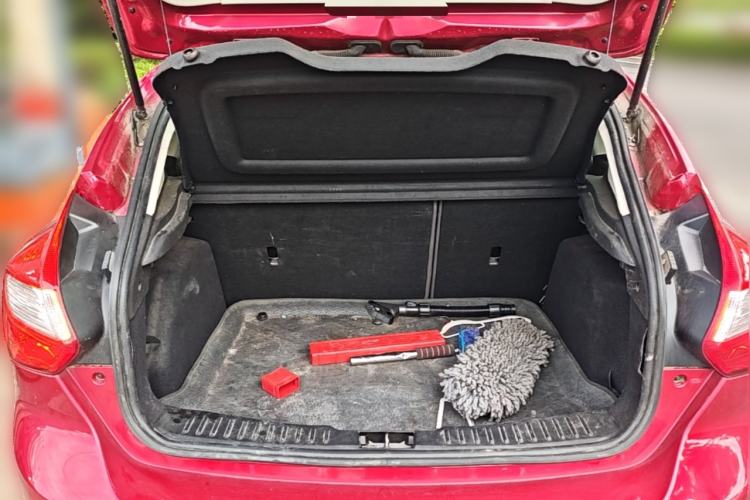 Used Ford Focus 2012 Hatchback 1.6L Automatic Comfort Model Trunk