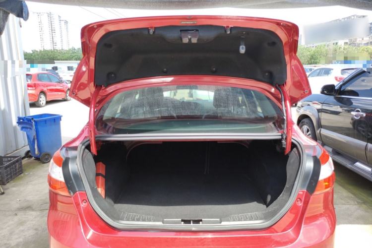 Used Ford Focus 2012 Sedan 1.6L Automatic Fashion Edition Trunk