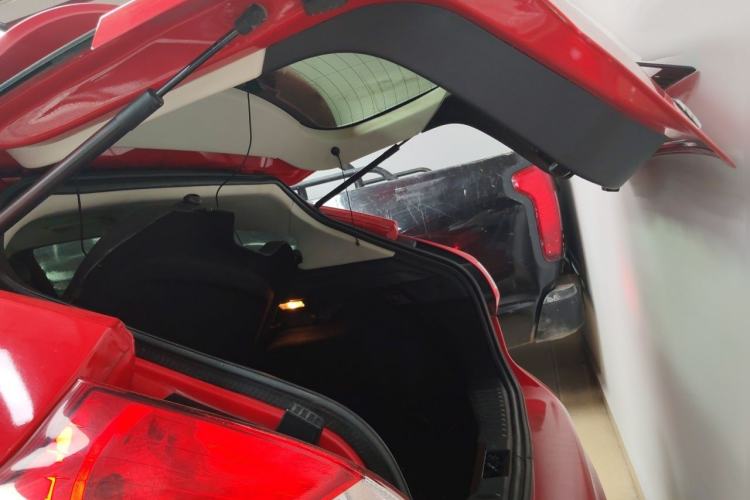 Used Ford Focus 2012 Hatchback 1.6L Automatic Fashion Edition Trunk