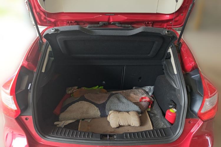 Used Ford Focus 2012 Hatchback 1.6L Manual Fashion Edition Trunk