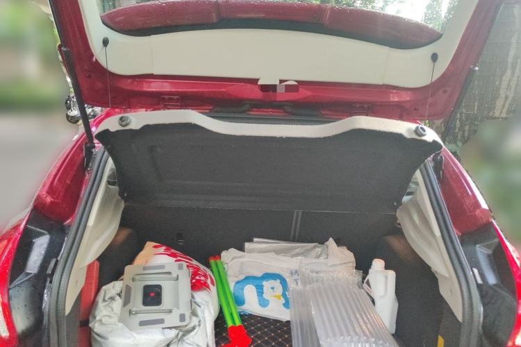Used Ford Focus 2012 Hatchback 1.6L Automatic Fashion Edition Trunk