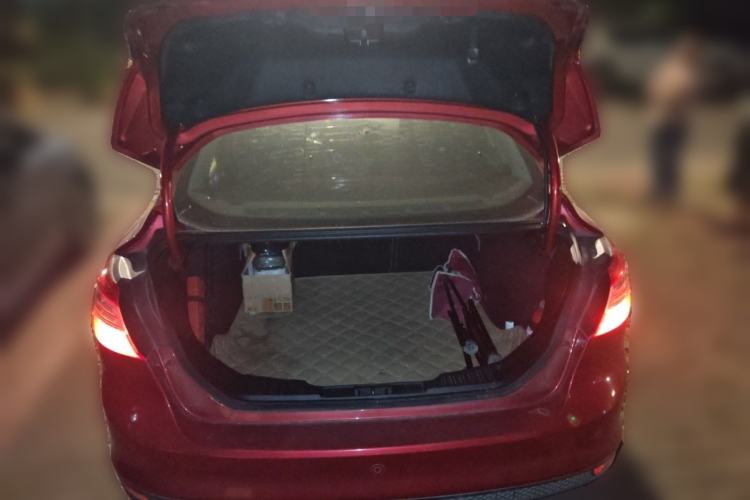 Used Ford Focus 2012 Sedan 1.6L Manual Fashion Edition Trunk
