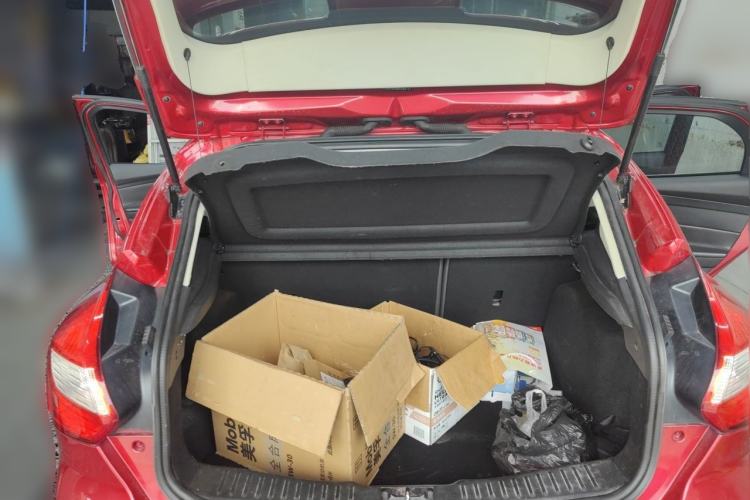 Used Ford Focus 2012 Hatchback 2.0L Automatic Luxury Sport Model Trunk