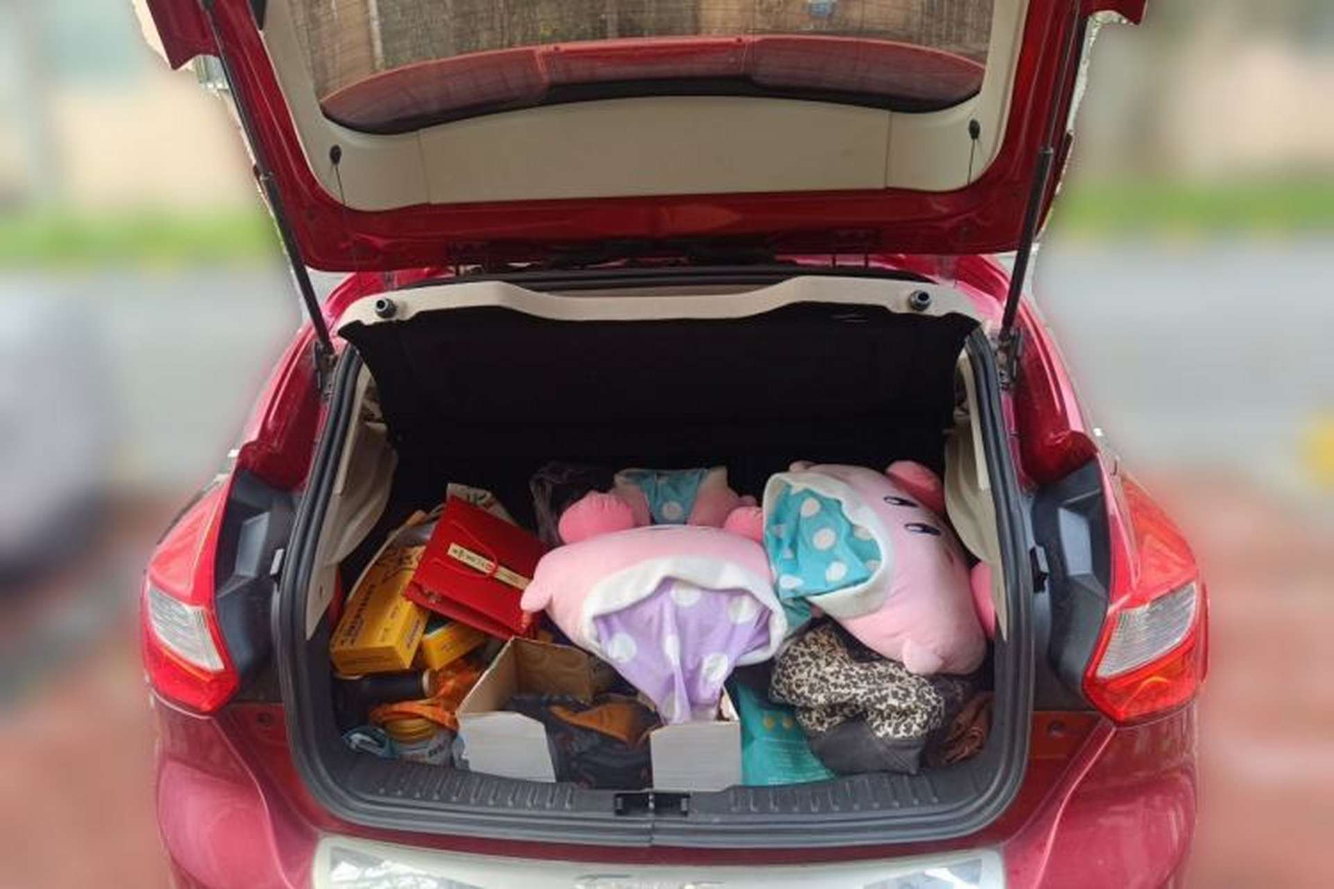 Used Ford Focus 2012 Hatchback 1.6L Automatic Fashion Edition Trunk
