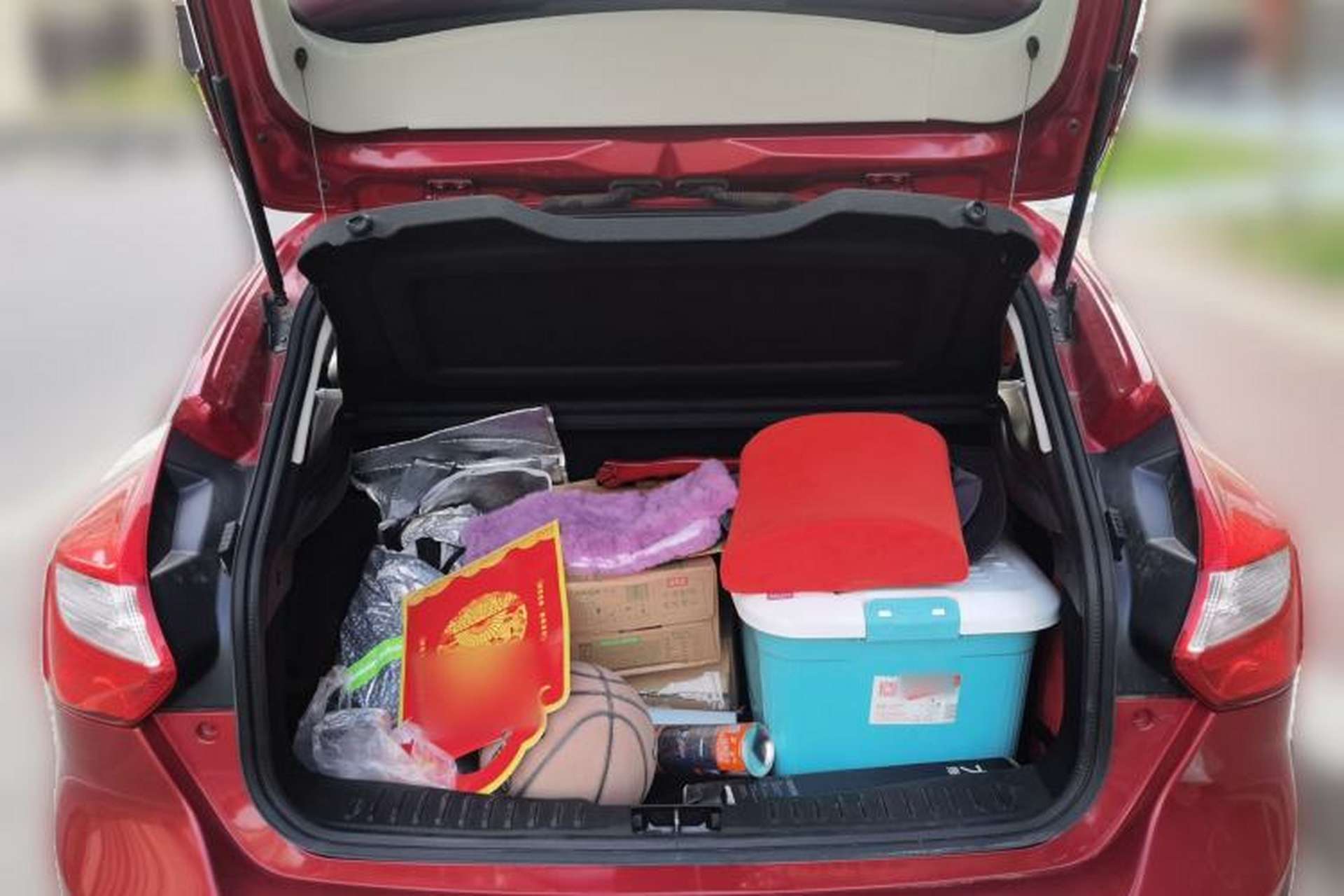 Used Ford Focus 2012 Hatchback 1.6L Automatic Fashion Edition Trunk
