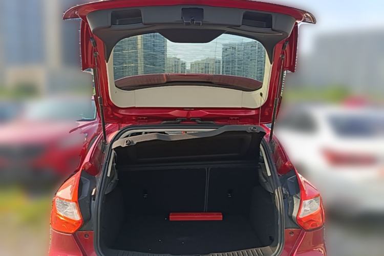 Used Ford Focus 2012 Hatchback 1.6L Automatic Comfort Model Trunk
