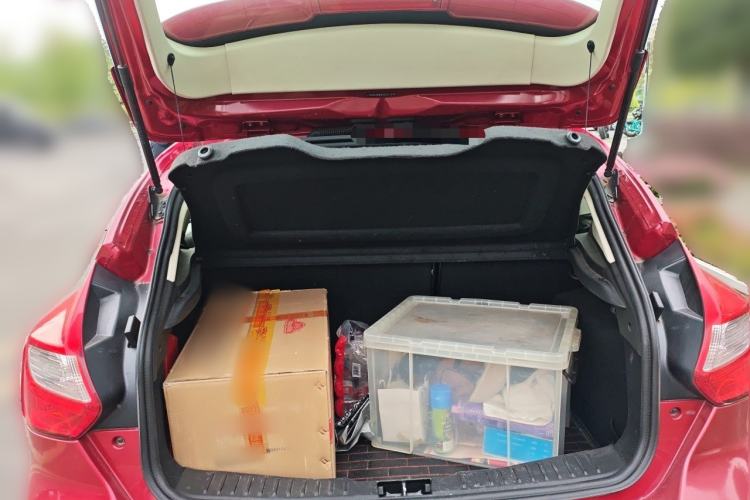 Used Ford Focus 2012 Hatchback 1.6L Automatic Comfort Model Trunk