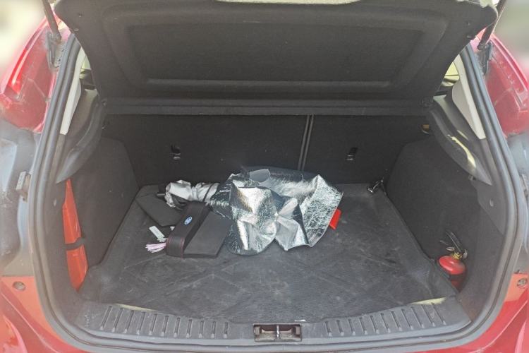 Used Ford Focus 2012 Hatchback 1.6L Manual Fashion Edition Trunk
