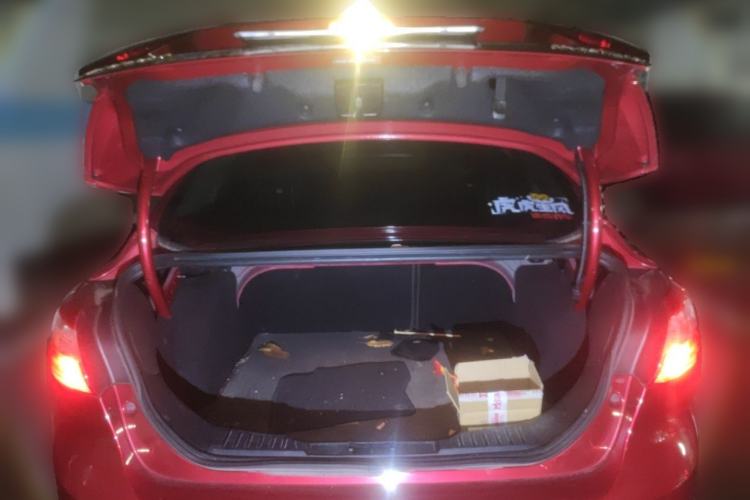 Used Ford Focus 2012 Sedan 1.6L Automatic Fashion Edition Trunk