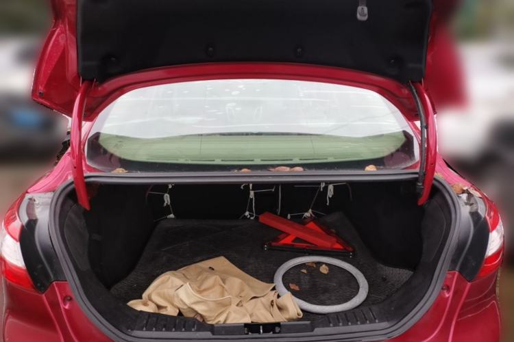 Used Ford Focus 2012 Sedan 1.6L Automatic Comfort Model Trunk