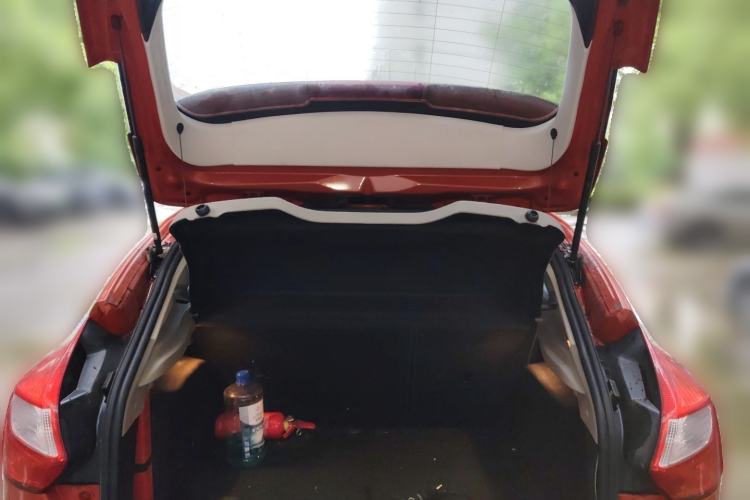 Used Ford Focus 2012 Hatchback 1.6L Automatic Fashion Edition Trunk
