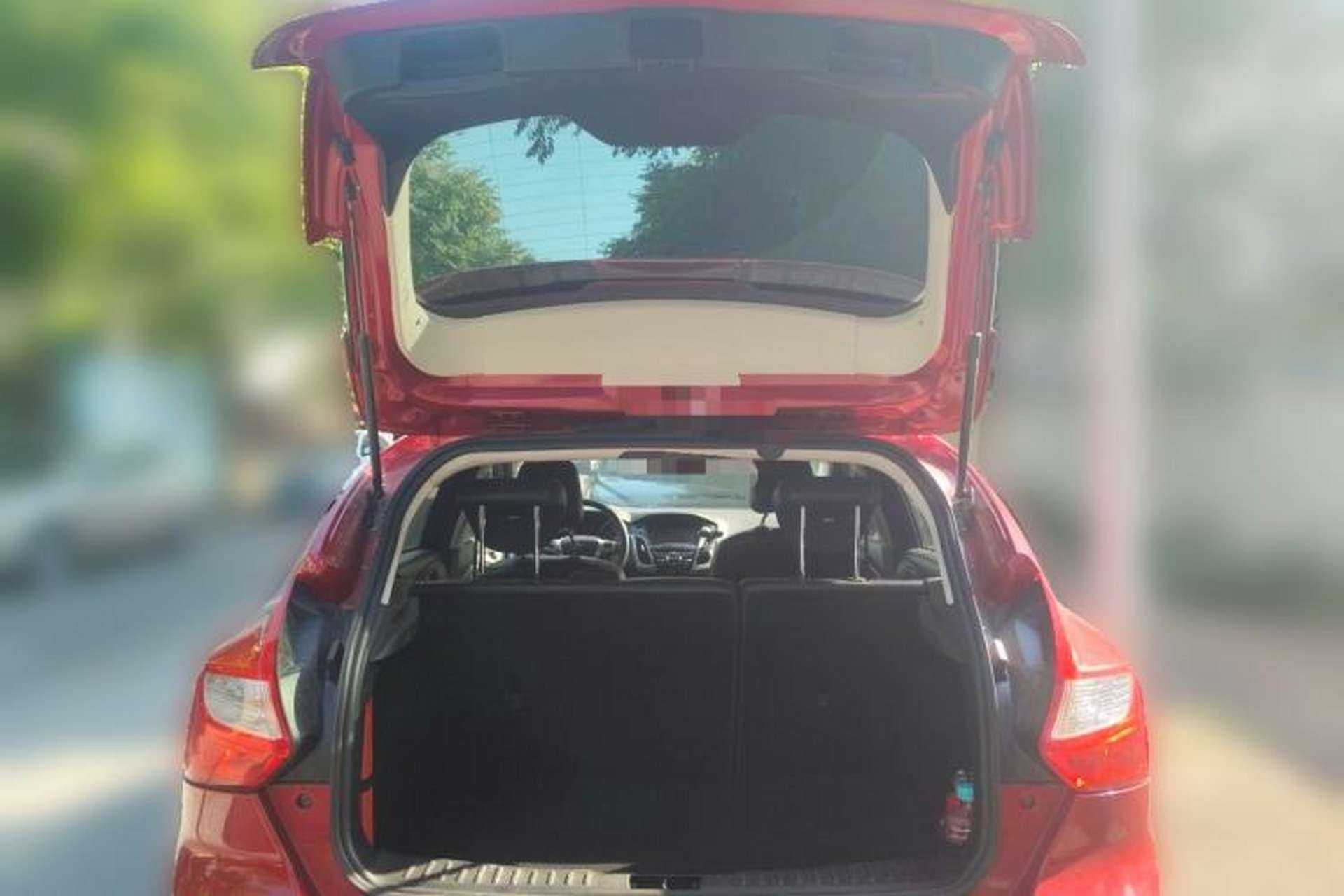 Used Ford Focus 2012 Hatchback 1.6L Manual Fashion Edition Trunk