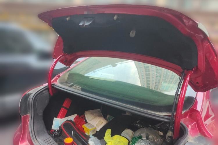 Used Ford Focus 2012 Sedan 1.6L Automatic Fashion Edition Trunk