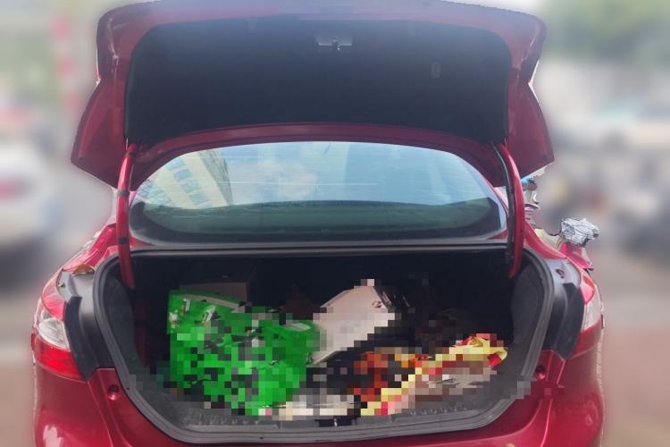 Used Ford Focus 2012 Sedan 1.6L Automatic Fashion Edition Trunk